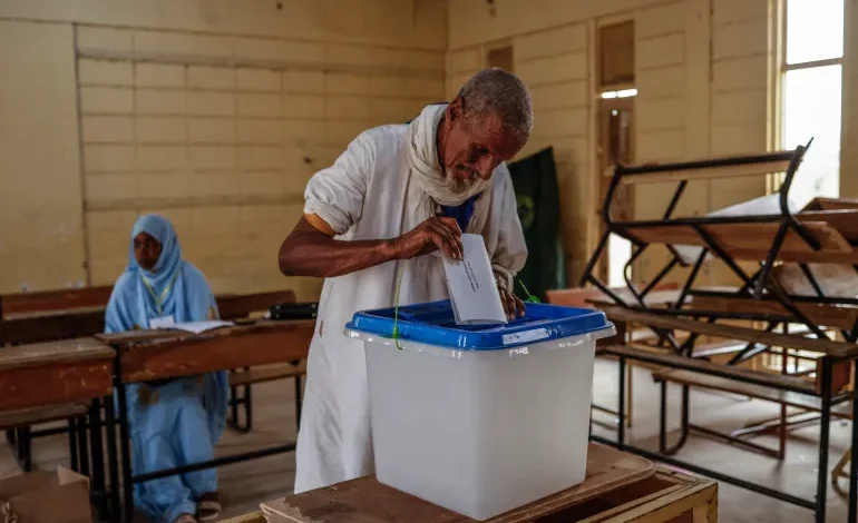 Οι-Μαυριτανοί-ψηφίζουν-σε-προεδρικές-εκλογές