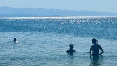 Καθαρά-τα-νερά-στις-ακτές-του-Δήμου-Βόλου