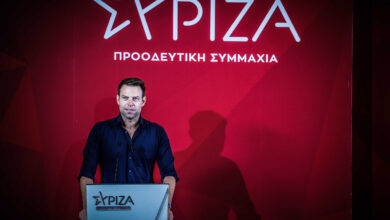 Πέρασε-η-πρόταση-μομφής-–-Οργισμένος-Κασσελάκης:-Οι-γραφειοκράτες-έβαλαν-κουκούλες-στα-μέλη-της-ΚΕ