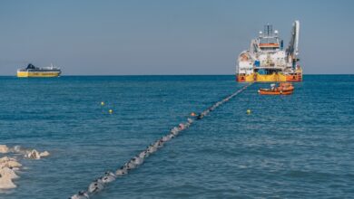 Γεραπετρίτης:-h-ηλεκτρική-διασύνδεση-Ελλάδας-–-Κύπρου-έχει-εγκριθεί-από-ΕΕ