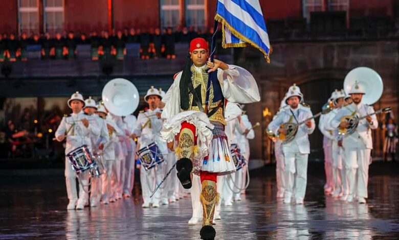 Η-Καρδίτσα-υποδέχεται-την-περίφημη-Μπάντα-του-Πολεμικού-Ναυτικού-σε-μια-μεγαλειώδη-συναυλία