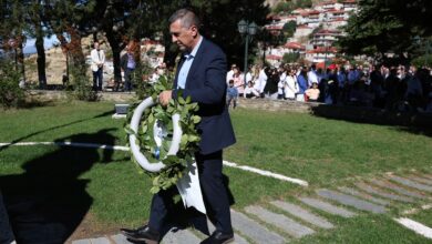 Στο-ετήσιο-μνημόσυνο-του-ήρωα-της-Επανάστασης-του-1821-Γεωργάκη-Ολύμπιου-ο-Περιφερειάρχης-Θεσσαλίας