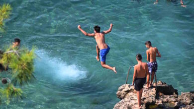 Καιρός-αύριο:-Ζέστη-με-θερμοκρασίες-έως-και-32-βαθμούς-Κελσίου-–-Άνεμοι-5-μποφόρ-στα-πελάγη