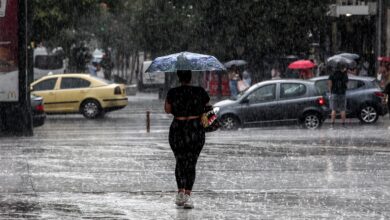 Σφοδρές-καταιγίδες-σε-Αιτωλοακαρνανία,-Πελοπόννησο,-Ιόνιο-και-κεντρική-Μακεδονία-ως-το-απόγευμα-–-Επικαιροποιήθηκε-το-έκτακτο-δελτίο