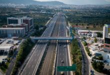 Νεκρός-ο-23χρονος-οδηγός-μηχανής-που-συγκρούστηκε-με-φορτηγό-στην-Αττική-Οδό