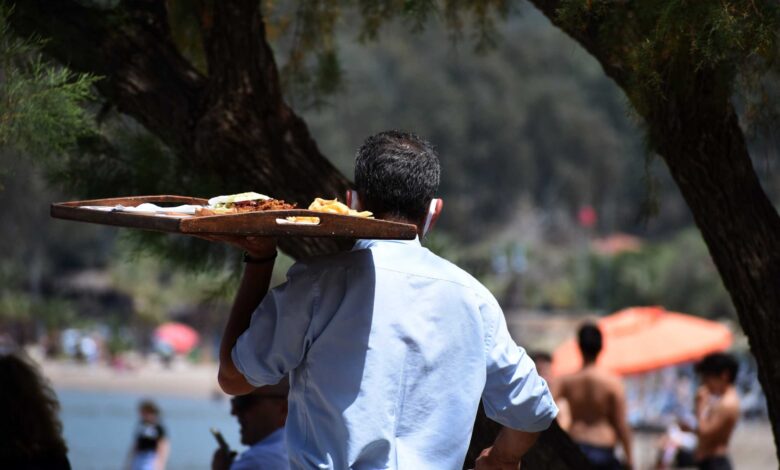 Φιλοδωρήματα:-Στα-σκαριά-ρύθμιση-για-αφορολόγητο-για-ποσά-έως-3.600-ευρώ-ετησίως