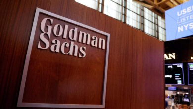 goldman-sachs:-Θετικό-σήμα-για-Ελλάδα-–-Έρχεται-περαιτέρω-αποκλιμάκωση-χρέους-και-αναβαθμίσεις