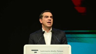 Αλέξης-Τσίπρας:-Η-ανισορροπία-του-πολιτικού-συστήματος-πρέπει-να-αποκατασταθεί-από-τα-αριστερά