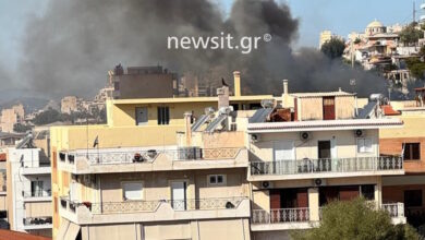 Φωτιά-σε-οικόπεδο-στο-Πέραμα-Αττικής-–-Ακούστηκαν-εκρήξεις