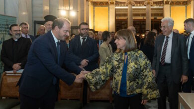 Η-Κατερίνα-Σακελλαροπούλου-έδωσε-τα-Βραβεία-ΑΡΓΩ-σε-τελετή-στην-Ακαδημία-Αθηνών