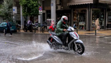 Καιρός-σήμερα:-Με-τοπικές-βροχές,-πτώση-θερμοκρασίας-και-ισχυρούς-ανέμους-φεύγει-ο-Οκτώβριος-–-Αναλυτική-πρόγνωση