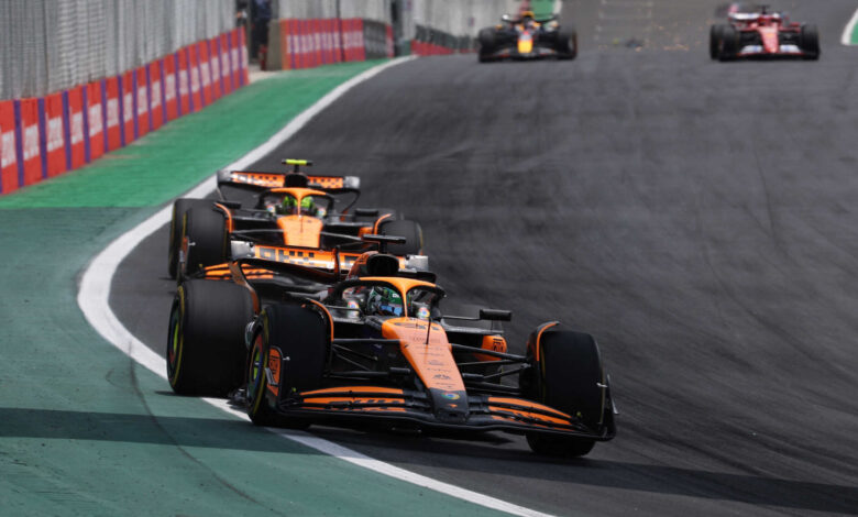 formula-1:-Η-mclaren-το-1-2-στο-sprint-της-Βραζιλίας,-αλλά-ο-Πιάστρι-δώρισε-τη-νίκη-στον-Νόρις