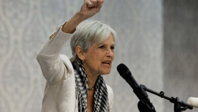 jill-stein:-Η-οικολόγος-κι-«άγνωστη»-υποψήφια-πρόεδρος-των-ΗΠΑ-που-έκανε-την-Χίλαρι-Κλίντον-να-χάσει-τον-ύπνο-της