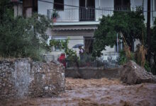 Σε-λίμνη-μετατράπηκε-το-Μικρολίμανο-μετά-από-15-λεπτά-βροχής