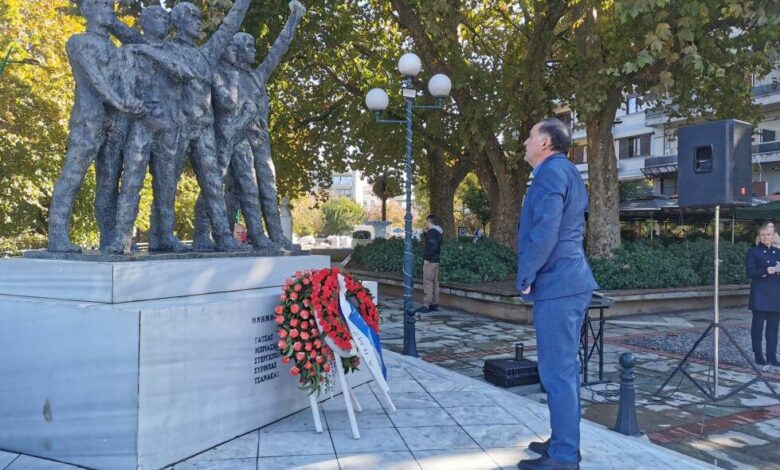 Η-51η-επέτειος-του-Πολυτεχνείου-τιμήθηκε-σε-εκδήλωση-του-Δήμου-Τρικκαίων