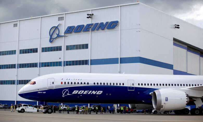 Η-boeing-απολύει-πάνω-από-2.500-εργαζομένους-της-στις-ΗΠΑ-–-Έστειλε-τα-ειδοποιητήρια