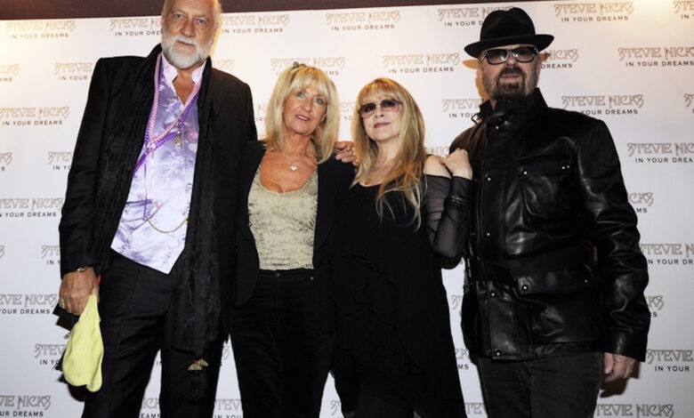 fleetwood-mac:-Σε-δημοπρασία-το-θρυλικό-πιάνο-του-συγκροτήματος-–-Οι-εκτιμήσεις-για-τις-προσφορές