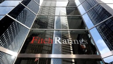 Ο-οίκος-fitch-επιβεβαίωσε-το-ελληνικό-αξιόχρεο-στην-επενδυτική-βαθμίδα-ΒΒΒ-με-σταθερές-προοπτικές