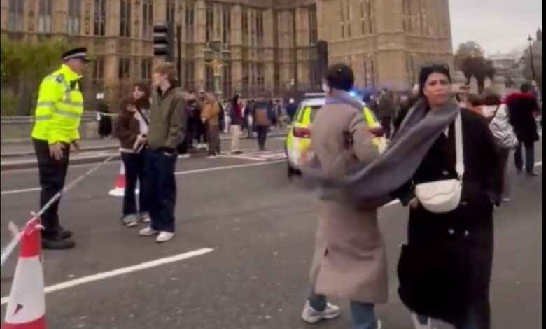 Επίθεση-με-μαχαίρι-στη-γέφυρα-του-westminster-στο-Λονδίνο-–-Χαροπαλεύει-ένας-άνδρας