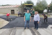 Έργο-πνοής-στον-Άγιο-Βησσαρίωνα:-Νέες-ασφαλτοστρώσεις-από-τον-Δήμο-Πύλης