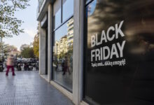 Η-finos-film-γιορτάζει-τη-black-friday-με-ένα-απολαυστικό-βίντεο