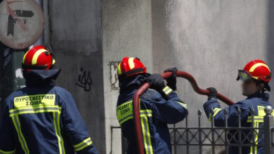 Φωτιά-σε-κτίριο-στην-Πειραιώς-«έκοψε»-την-κυκλοφορία-βράδυ-Παρασκευής