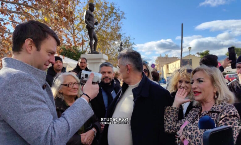 Ο-Στέφανος-Κασσελάκης-πήρε-συνέντευξη-από-δημοσιογράφο-στο-Άργος