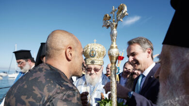 Στη-Δεξαμενή-για-τον-αγιασμό-των-υδάτων-ο-Κυριάκος-Μητσοτάκης