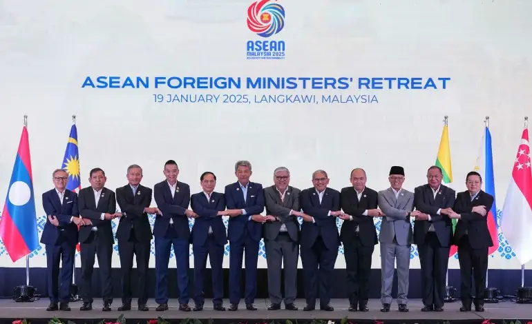 Η-asean-λέει-στους-στρατιωτικούς-ηγέτες-της-Μιανμάρ-ότι-προτεραιότητα-πρέπει-να-είναι-η-ειρήνη