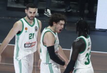 basket-league:-Ο-Παναθηναϊκός-«σφράγισε»-την-πρώτη-θέση-της-βαθμολογίας-μετά-τη-δεύτερη-νίκη-επί-του-Ολυμπιακού