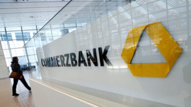 Η-commerzbank-εξετάζει-μικρότερες-πιθανές-συμφωνίες,-δηλώνει-η-διευθύνουσα-σύμβουλος