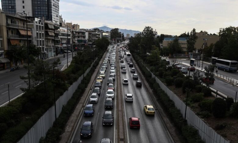 Μηχανάκι-παρέσυρε-και-σκότωσε-51χρονο-στη-Λεωφόρο-Μεσογείων