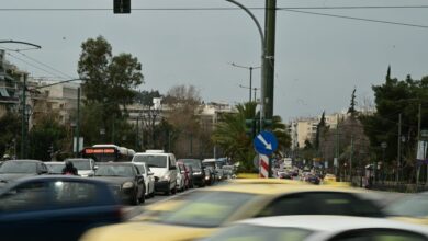 Κλειστοί-δρόμοι-στου-Ζωγράφου-–-Έπεσαν-λάδια-στο-οδόστρωμα