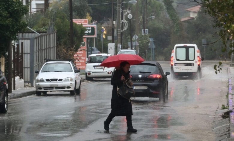 Καιρός:-Νέες-ισχυρές-καταιγίδες-στα-δυτικά-από-το-βράδυ-του-Σαββάτου-έως-την-Κυριακή-– -Προσοχή-συνιστά-ο-Θοδωρής-Κολυδάς