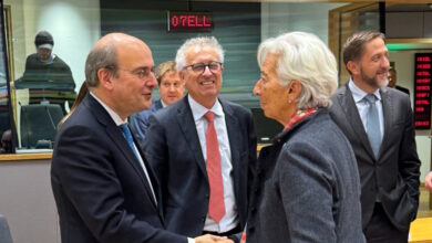 Χατζηδάκης-στο-eurogroup:-Η-Ευρώπη-πρέπει-να-αντιδράσει-με-ενότητα,-σοβαρότητα-και-ταχύτητα