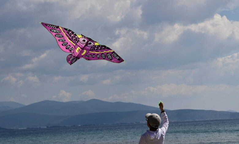 Καθαρά-Δευτέρα:-Με-δύο-πρόσωπα-ο-καιρός-το-τριήμερο-–-Διαφωνία-μετεωρολόγων,-ποιοι-βλέπουν-κρύο-και-βροχές