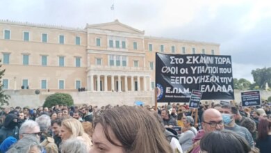 Η-Ελλάδα-στο-δρόμο:-Δύο-χρόνια-από-τα-Τέμπη,-μια-κραυγή-για-τη-δικαιοσύνη-και-τη-ζωή