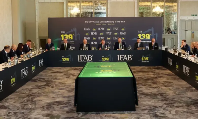 ifab:-Όλες-οι-αλλαγές-κανονισμών-και-οι-αποφάσεις-για-τις-νέες-δοκιμές