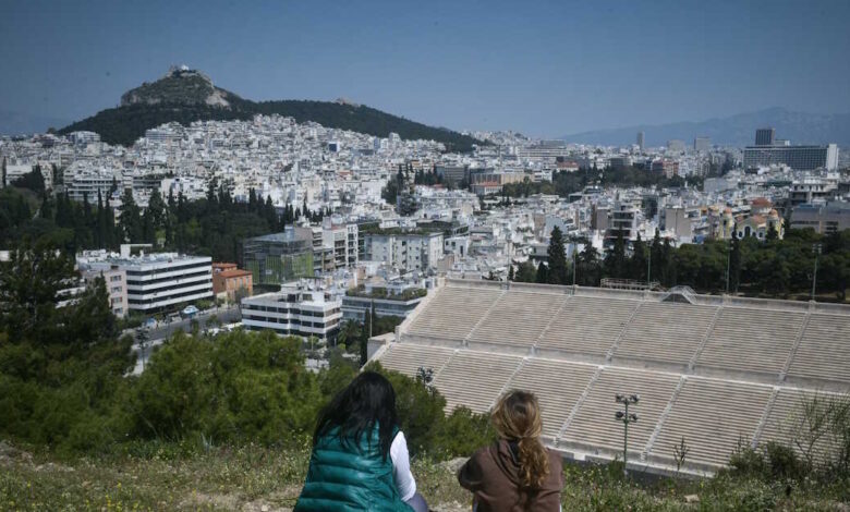 Καιρός-–-Γιώργος-Τσατραφύλλιας:-«Άνοιξη-διαρκείας»-με-θερμοκρασίες-έως-και-10-βαθμούς-πάνω-από-τα-κανονικά-επίπεδα