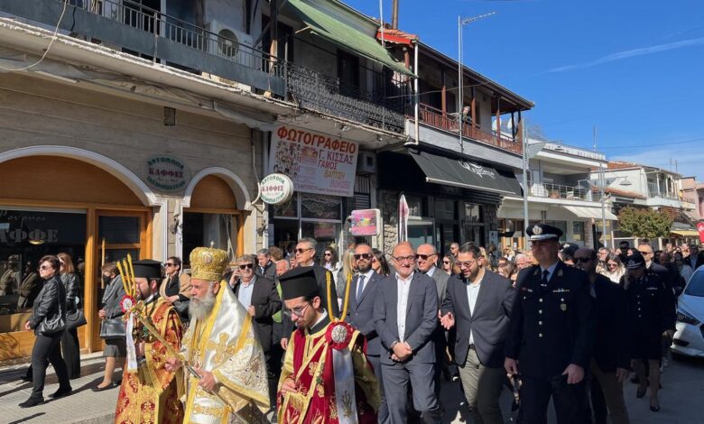 Με-λαμπρότητα-και-κάθε-επισημότητα-εορτάστηκε-ο-Άγιος-Θεόδωρος-ο-Τήρων,-πολιούχος-της-πόλης-του-Μουζακίου 