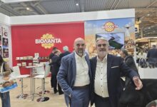 Στη-food-expo-2025-ο-Βασίλης-Γιαγιάκος-–-Δίπλα-στις-επιχειρήσεις-των-Τρικάλων