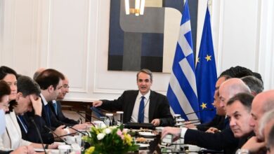 Ο-ανασχηματισμός-ανακοινώνεται-τις-επόμενες-ώρες-–-Ο-ρόλος-Χατζηδάκη-και-η-επιστροφή-Παπασταύρου,-Σκρέκα-και-Πλεύρη