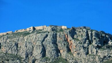 Ακροκόρινθος:-Εκδρομή-στο-ιστορικό-κάστρο-της-Πελοποννήσου-που-απέχει-μια-ώρα-από-την-Αθήνα