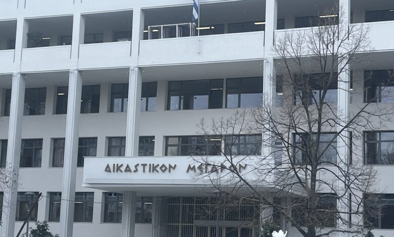 Τέμπη:-Μήνυση-κατά-του-εφέτη-ανακριτή-–-oλοκληρώθηκαν-οι-καταθέσεις-συγγενών