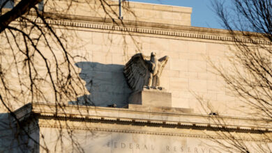 Σταθερά-κράτησε-τα-επιτόκια-η-fed-–-«Καμπανάκια»-για-την-ανάπτυξη