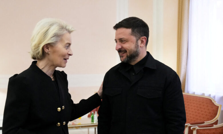 Ούρσουλα-φον-ντερ-Λάιεν-σε-Ζελένσκι:-«Η-Ευρώπη-στηρίζει-την-Ουκρανία-στις-διαπραγματεύσεις-για-μια-δίκαιη-ειρήνη»