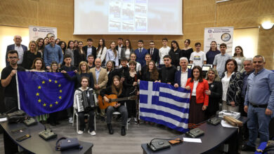 Η-Περιφέρεια-Θεσσαλίας-βράβευσε-τα-Εκπαιδευτήρια-«Αθηνά»-και-το-Μουσικό-Σχολείο-Λάρισας