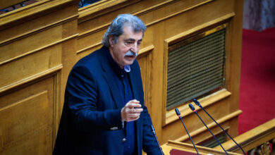 Ο-Παύλος-Πολάκης-μετά-την-καταδίκη-του-για-συκοφαντική-δυσφήμιση:-«Δεν-μασάω-παλικάρια-της-φακής-–-Θα-τα-πούμε-στο-Εφετείο»