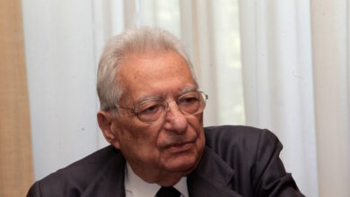 Πέτρος-Μολυβιάτης:-Ο-άρχοντας-της-διπλωματίας-και-εξ-απορρήτων-του-Κωνσταντίνου-Καραμανλή