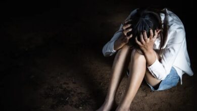 Κρήτη:-24χρονος-επιτέθηκε-και-δάγκωσε-την-σύντροφό-του-–-Έσπασε-μπουκάλια-και-αυτοτραυματίστηκε